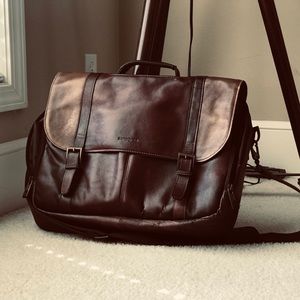 Samsonite cross body bag